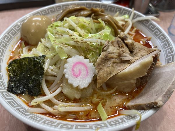 「中華そば(小)700円 野菜120円 担々50円 麺カタメ」@所沢大勝軒の写真