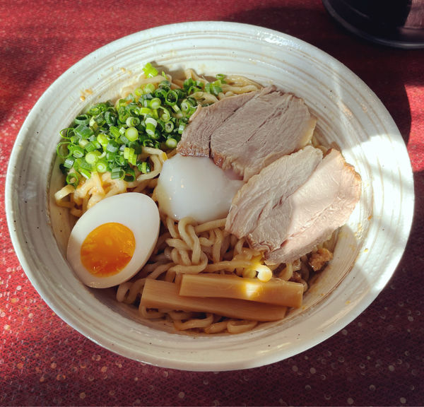 「味噌油そば(300g)＋半熟卵」@油そば なかまちの写真