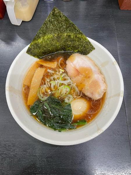 「トリュフ香るクリア豚骨(800円)」@横浜家系ラーメン すずき家の写真