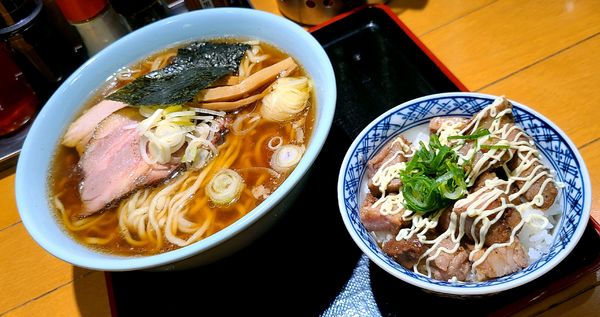 「佐野風らーめん+まかない飯」@らーめん 喜元門 八千代店の写真