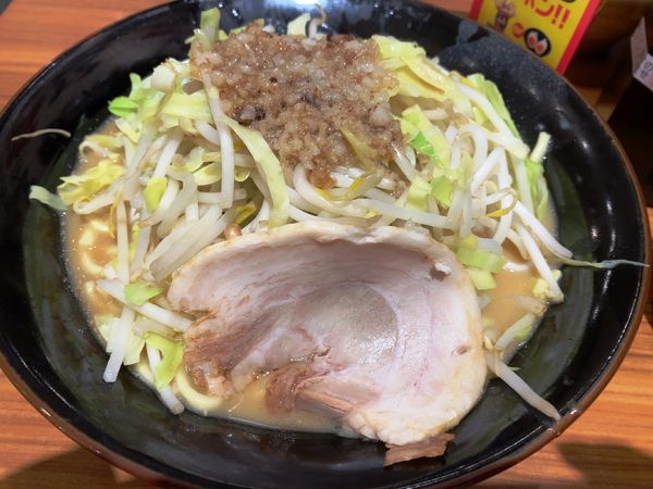 「背脂味噌壱郎(大)」@横浜家系ラーメン 壱角家 千葉駅前店の写真