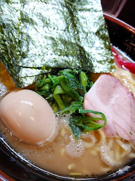 「並ラーメン・味玉増し」@総代麺家あくた川の写真