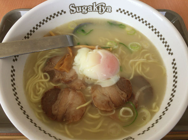 「肉玉入りラーメン」@スガキヤ 伊勢ララパーク店の写真