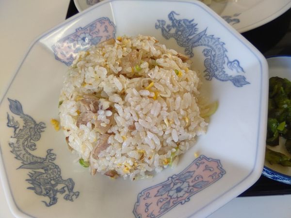 「半チャーハン500円」@五十番の写真