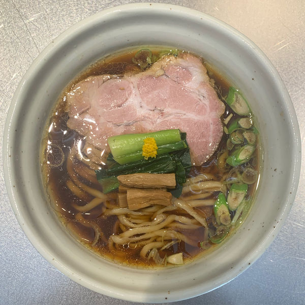 「らーめん（醤油）」@麺とスープの店  歩き出せ、クローバーの写真