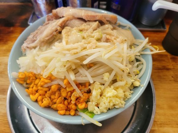 「小ラーメン　豚２枚」@麺でる 多摩センター店の写真