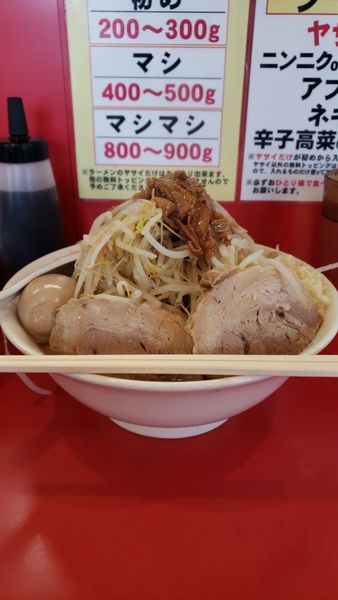 「ラーメン豚1枚味玉魚粉生卵」@豚ゆうの写真