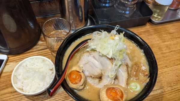 「味玉味噌チャーシュー　1120円」@麺処 花田 上野店の写真