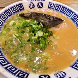 「ラーメン」(750円)