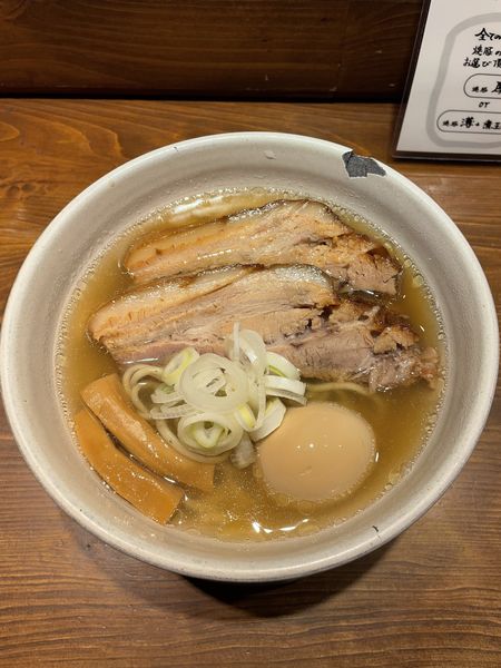 「macro、豚2枚、特製こだわり煮卵」@人類みな麺類 東京本店の写真