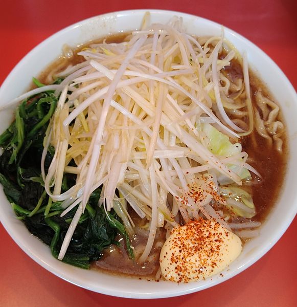 「らーめんミニ+味ネギ､ほうれん草､マヨ」@麺屋 桐龍 久喜店の写真