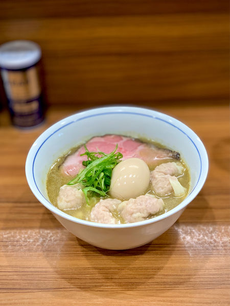 「味玉入り中華そば」@中華そば 西川の写真