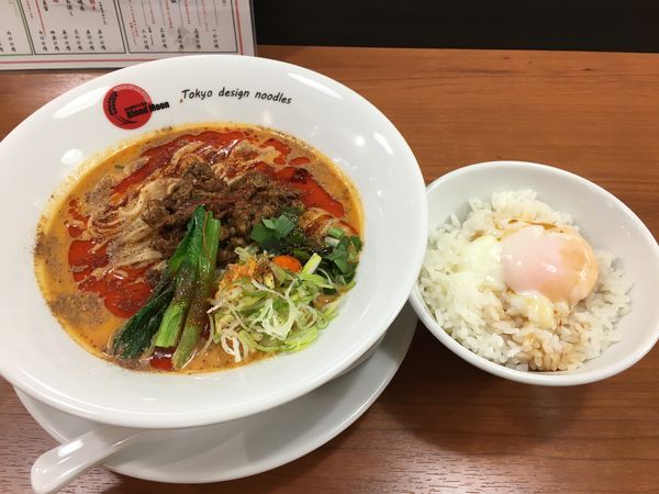 「担々麺+温玉飯」@Blood Moonの写真