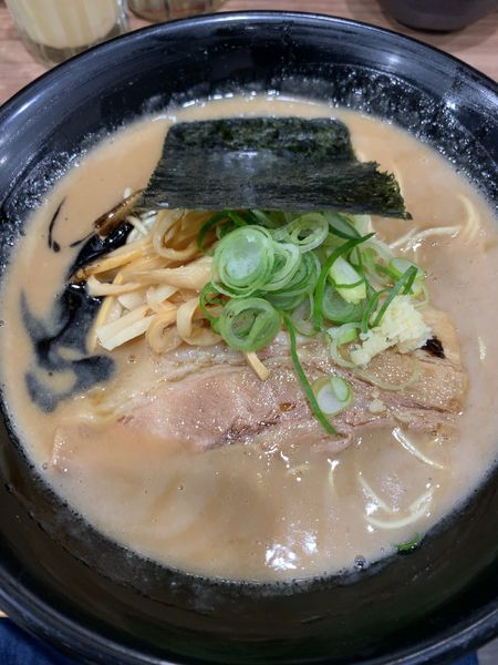 「こってりラーメン（750円）+白和え玉（150円）」@特製ラーメンはせがわの写真