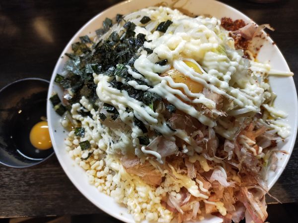 「【限定】そば。1050円(大100円)+生卵50円」@豚星。の写真