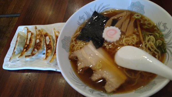 「らーめんセット　らーめん&餃子」@世田谷餃子の写真