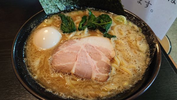 「味玉家系ラーメン 900円　大盛り」@麺処 むら井の写真