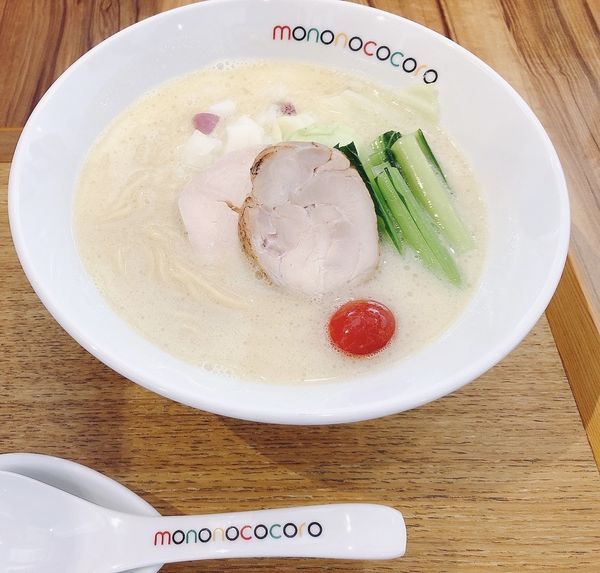 「濃厚鶏白湯らーめん 830円」@もののこころ 東松戸店の写真