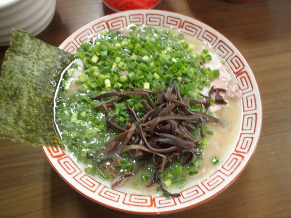 「ねぎちゃーしゅーめん(1000円)+α」@博多長浜らーめんもりやの写真