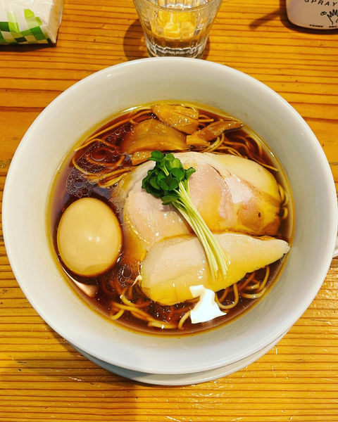 「醤油味玉らーめん」@麺屋鈴春の写真