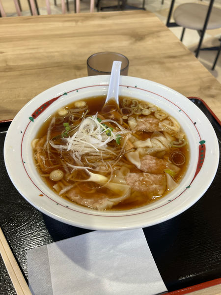 「肉ワンタン麺　700円　醤油」@らーめん 福よし 草加店の写真