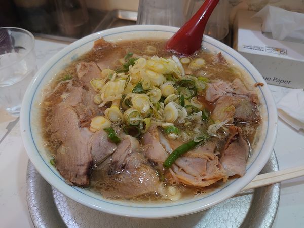 「チャーシュー麺+肉増量」@丸一らあめんの写真