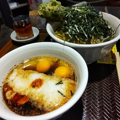 なぜ蕎麦にラー油を入れるのか。 大塚店の画像