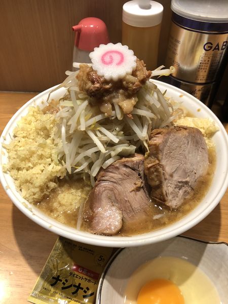 「ラーメン(大)+しょうが+生たまご+ナシナシ」@麺屋 神工の写真