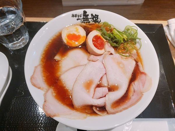 「特選 中華そば」@中華そば 無限の写真