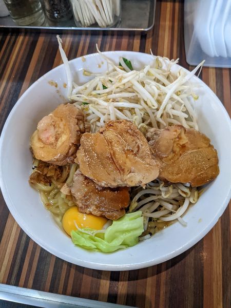 「まぜそば・肉」@狼煙屋の写真