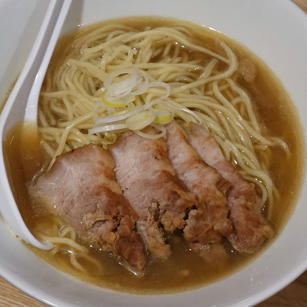 「肉そば 小（焼豚 4枚）800円」@自家製麺 伊藤 神田店の写真