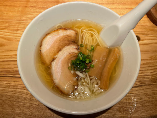 「白醤油らーめん」@貪瞋癡の写真