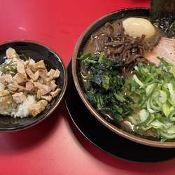 ラーメン＋味玉・ネギ・キクラゲ・半チャーシューまぶし