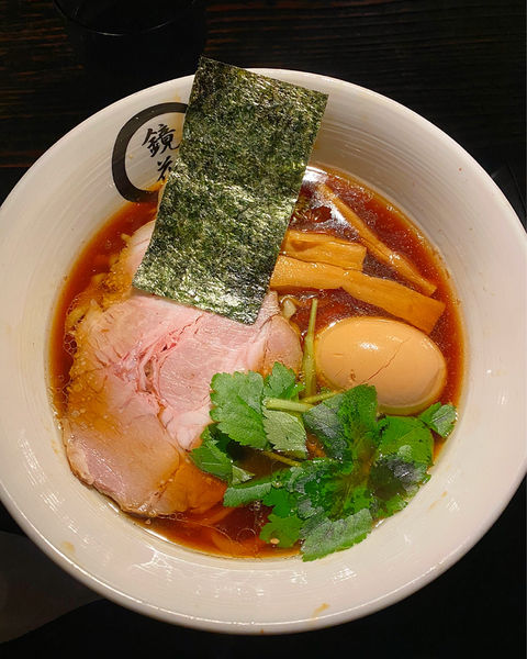 「醤油味玉ラーメン」@らーめん愉悦処 鏡花の写真