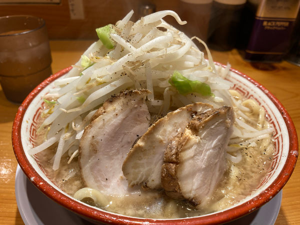 「らーめん790円　(野菜増し)」@らーめん バリ男 神楽坂店の写真