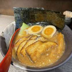 特製醤油ラーメン