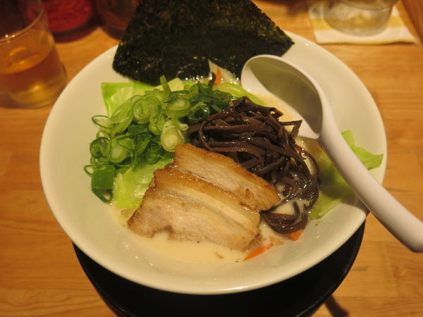 「タンメン野菜白：850円」@博多らーめん一心堂 新川店の写真