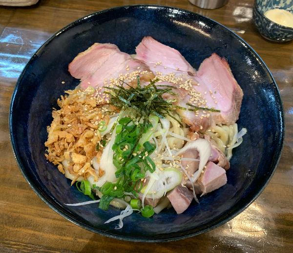 「肉油そば(300g)+奥久慈生たまご+ニンニク  ￥1030+￥」@茨城油そば協会 土浦永国店の写真