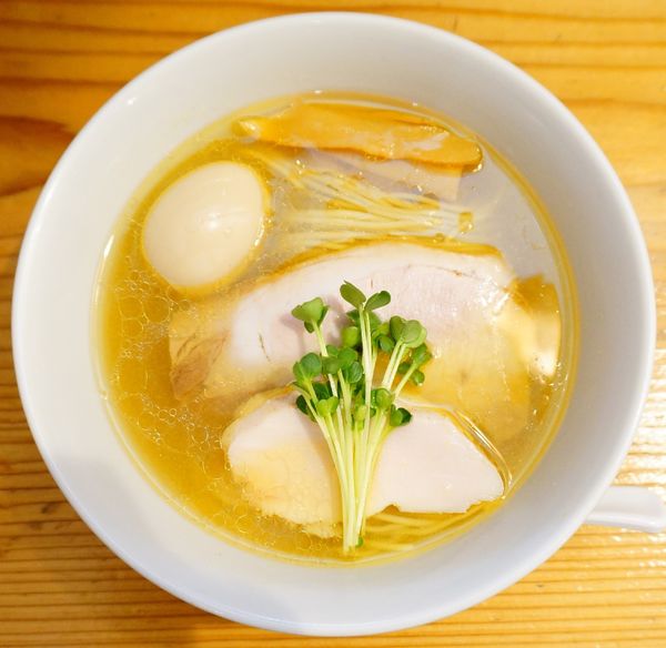 「塩味玉らーめん」@麺屋鈴春の写真