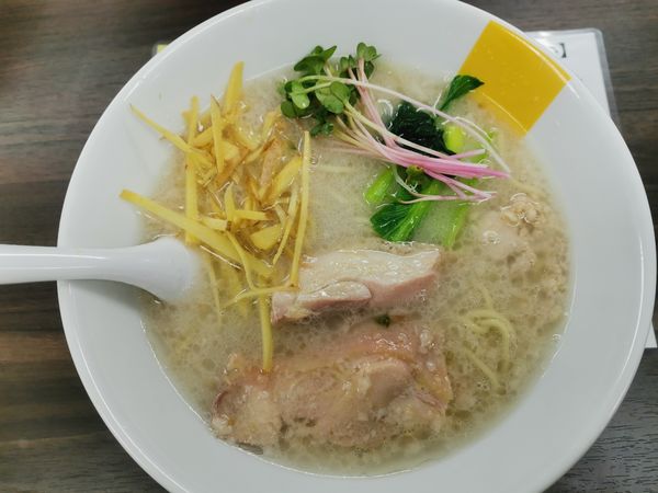 「塩生姜らー麺コッテリ」@塩生姜らー麺専門店 MANNISH 神田西口店の写真