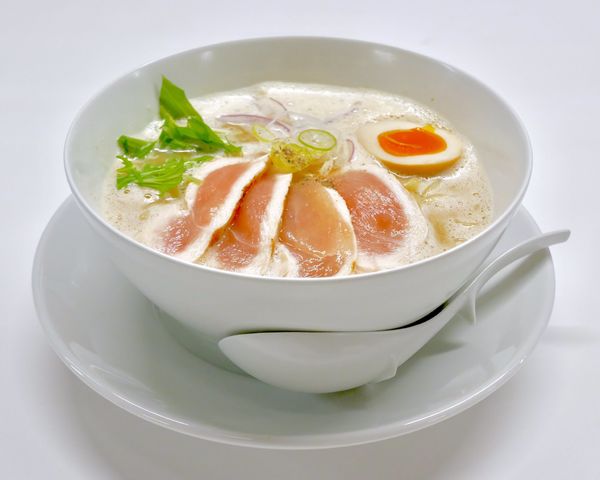 「鶏白湯ラーメン」@鶏白湯そば 江むらの写真