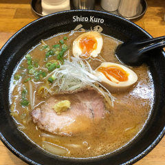 ラーメン 白黒の画像