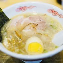 げんこつラーメン（¥850）