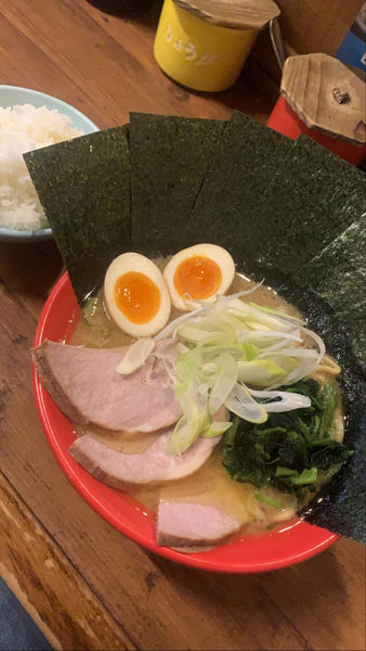 「豚骨醤油ラーメン」@吉祥寺 武蔵家の写真