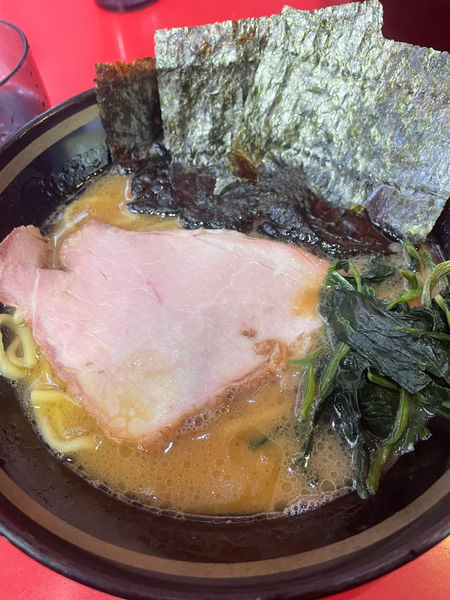 「ラーメン」@横浜家系ラーメン 宗八 柏本店の写真