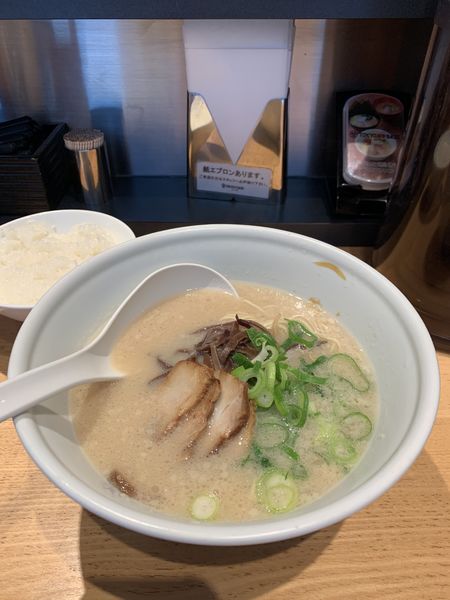 「豚骨 白」@TOKYO豚骨BASE MADE by 博多一風堂 ペリエ海浜幕張店の写真