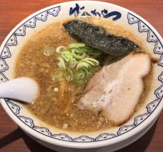 「ばんかららーめん」@東京豚骨拉麺 ばんから 池袋東口店の写真