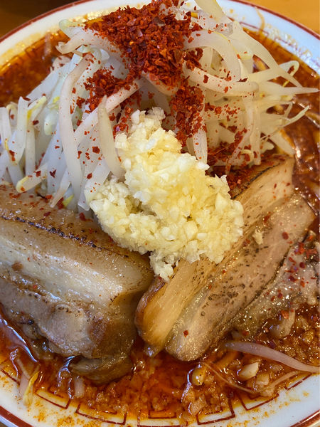 「辛マンモスラーメン」@泪橋 溝の口店の写真