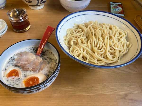 「肉玉つけ麺塩大盛り」@つけ麺ががちゃい 青葉台店の写真