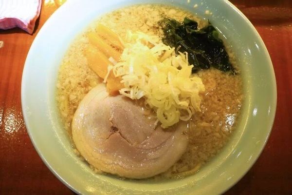 「信長らーめん」@こってり豚骨 麺屋 信長の写真